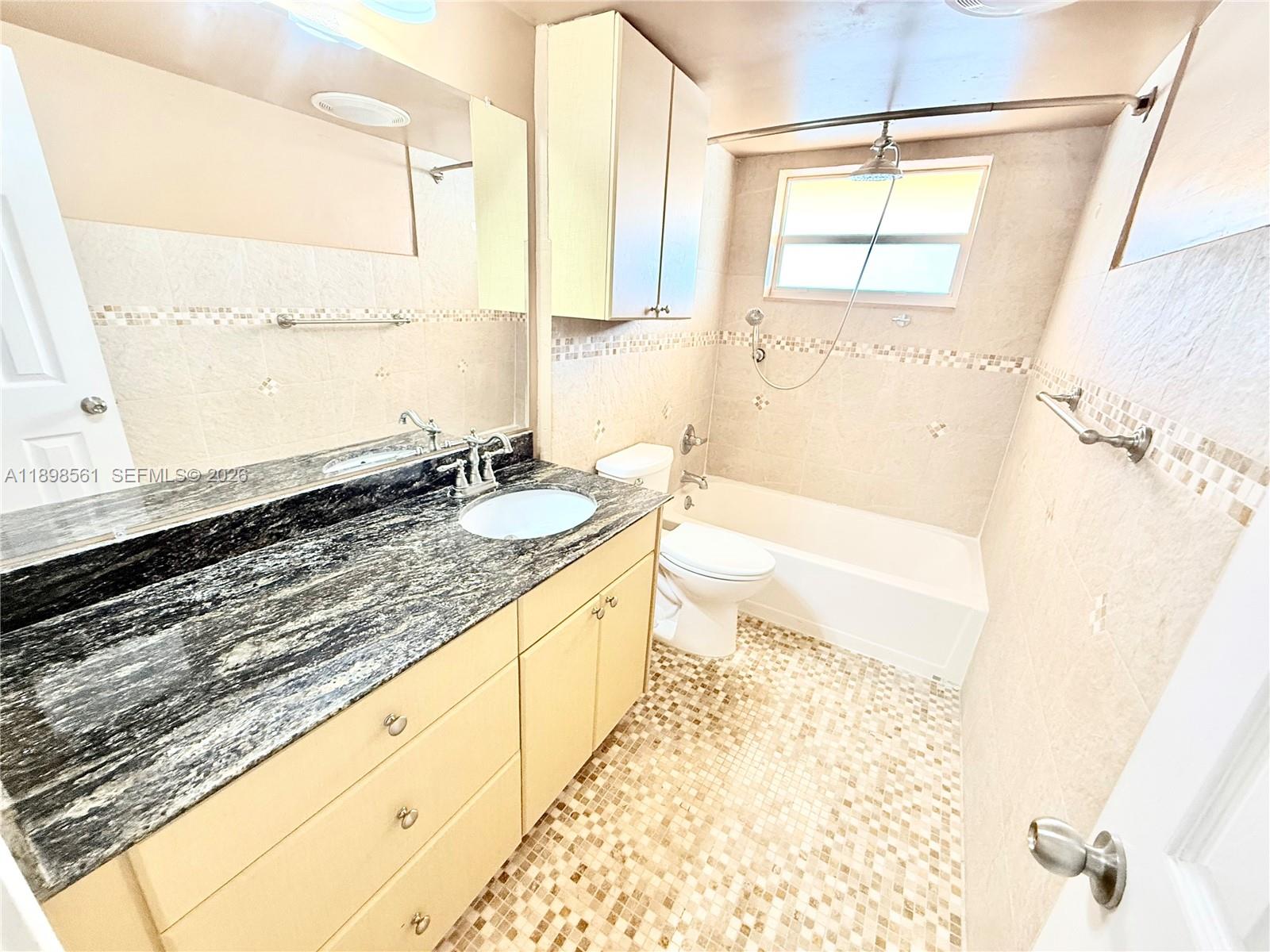 SUBURBANITE SQUARE I CO-O - Residential