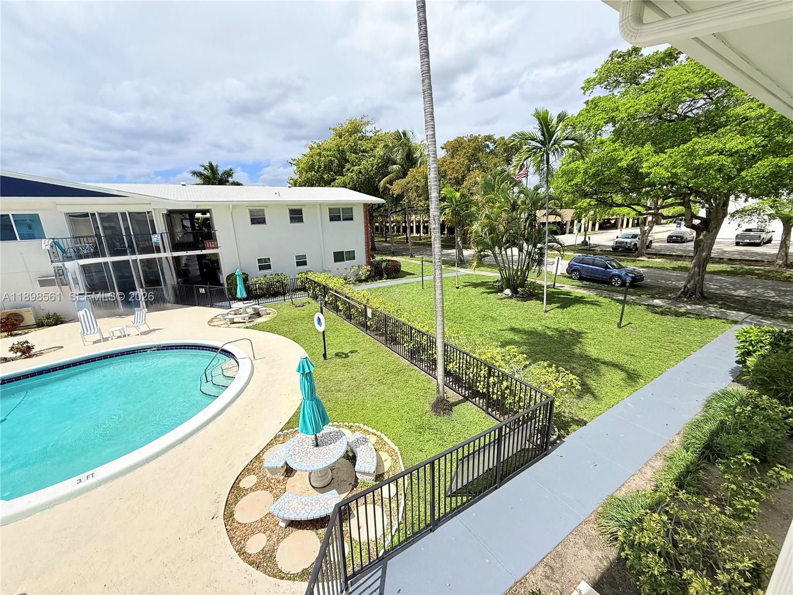 SUBURBANITE SQUARE I CO-O - Residential