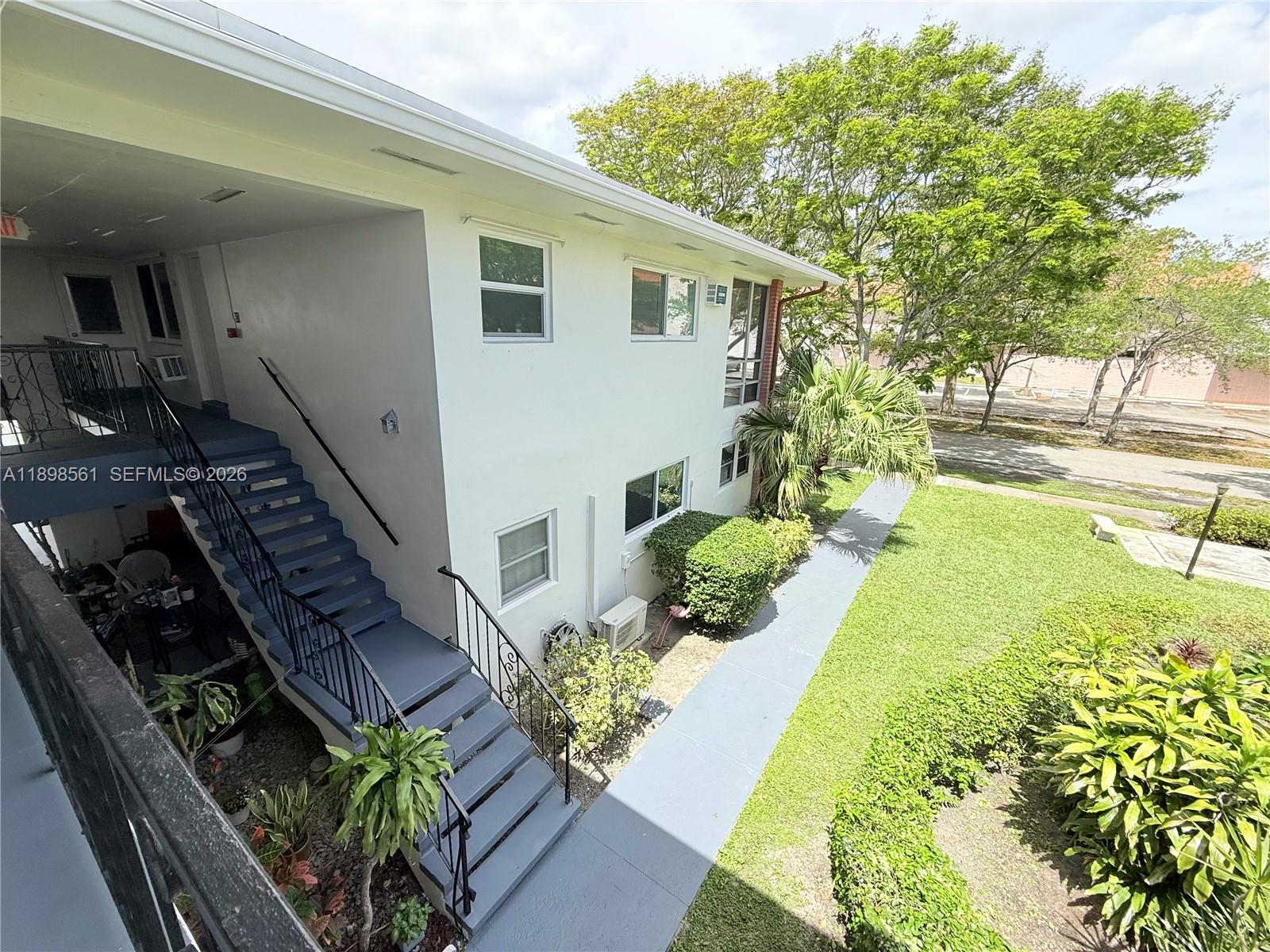 SUBURBANITE SQUARE I CO-O - Residential