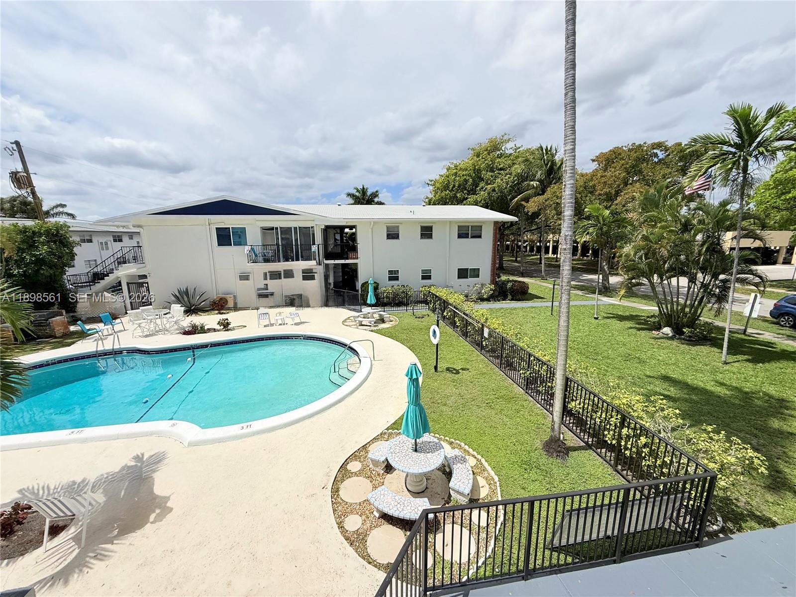 SUBURBANITE SQUARE I CO-O - Residential