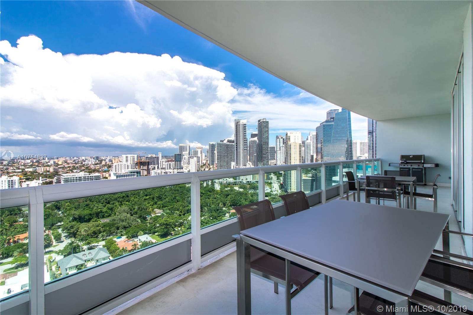 SANTA MARIA CONDO - Residential