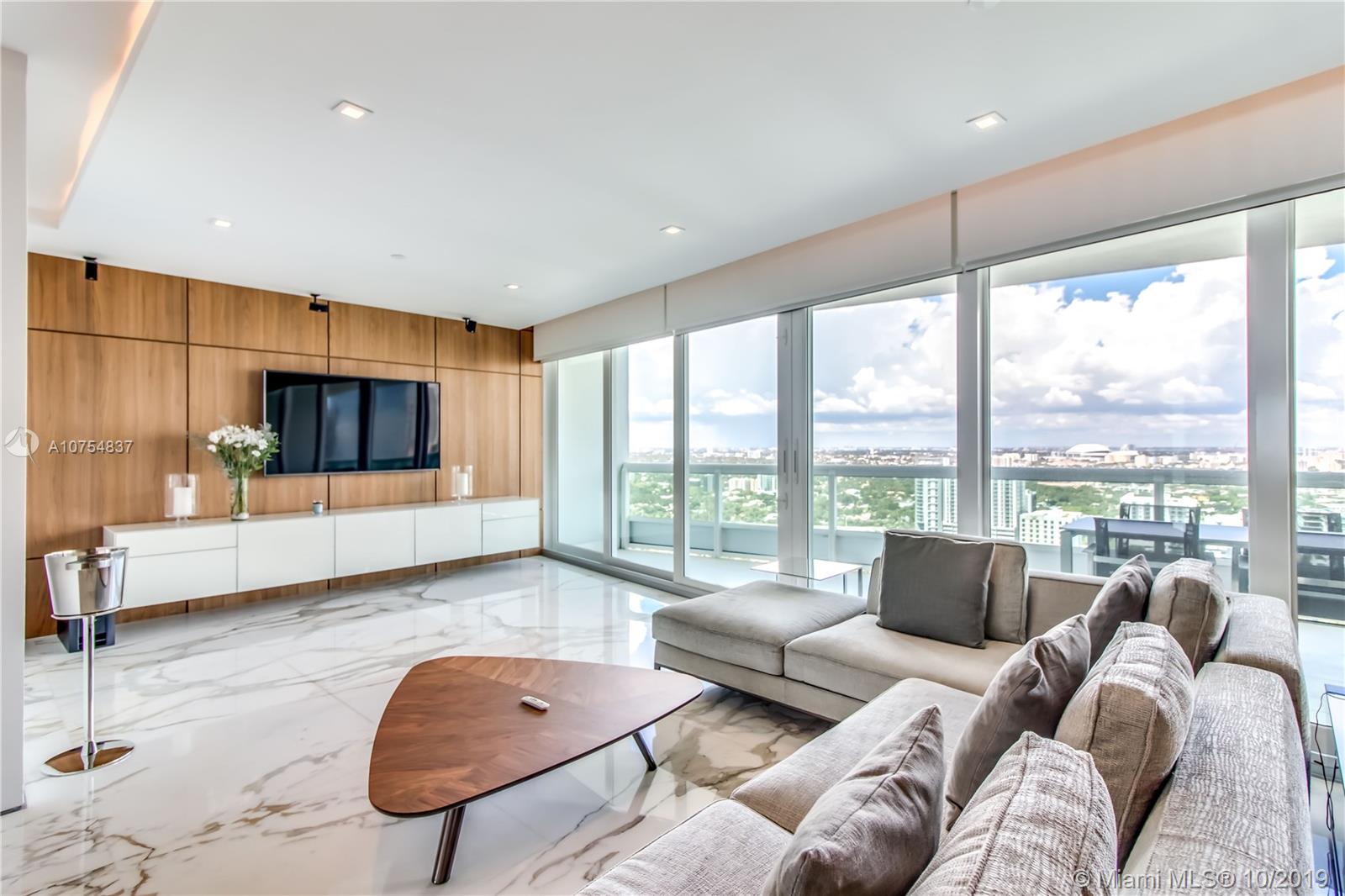 SANTA MARIA CONDO - Residential