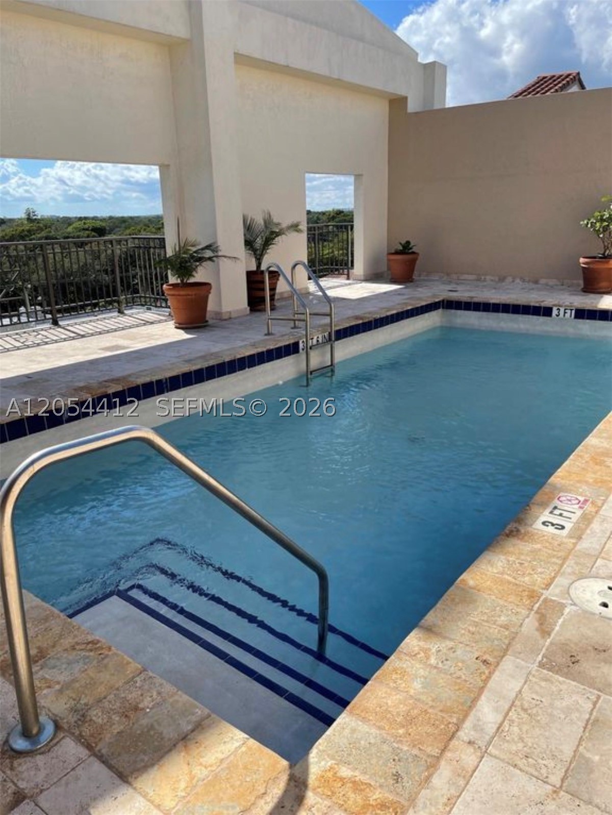 GRANADA GRAND CONDO - Residential Lease