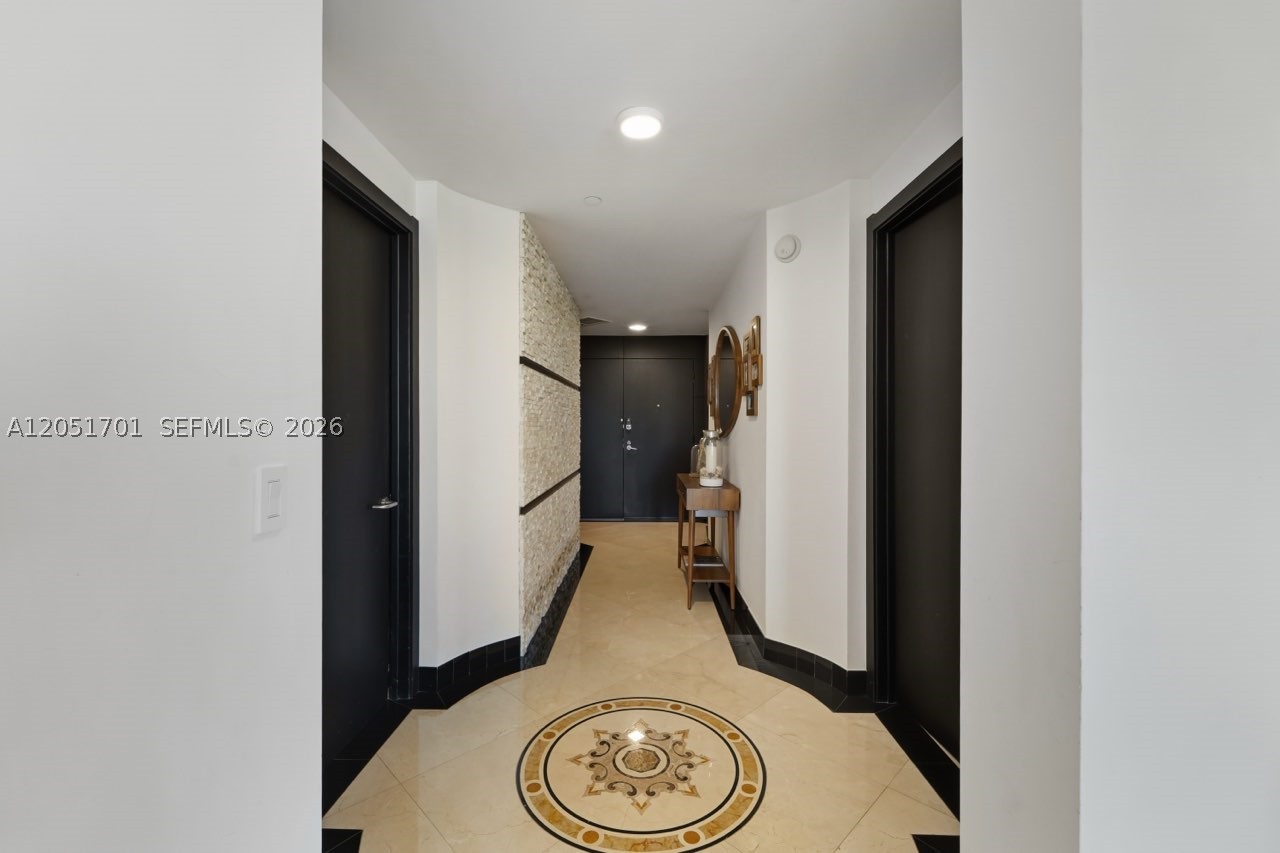 THE ATRIUM AT AVENTURA CO - Residential