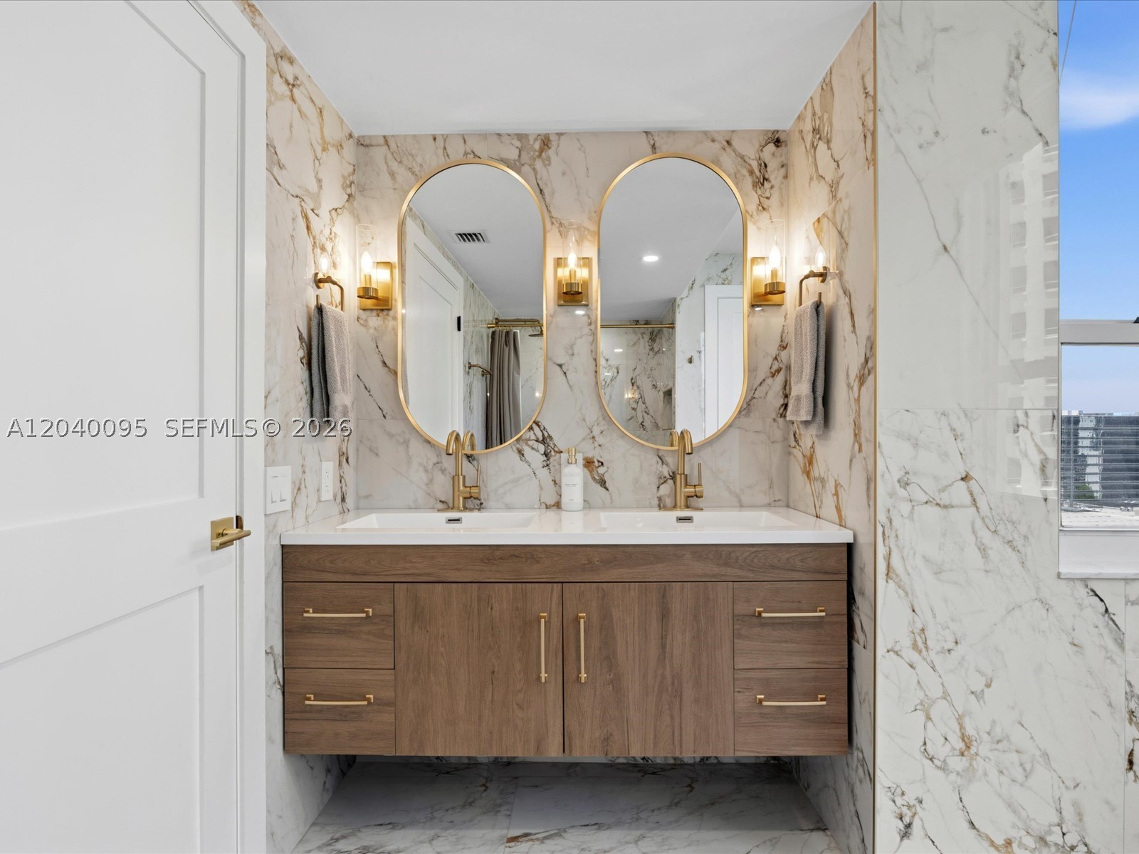 COURVOISIER COURTS CONDO - Residential