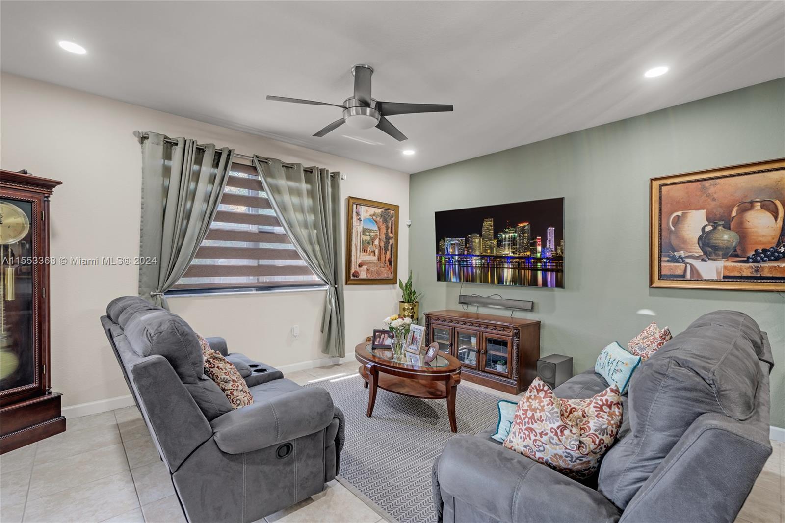 LAKES BY THE BAY FAYE REP - Residential