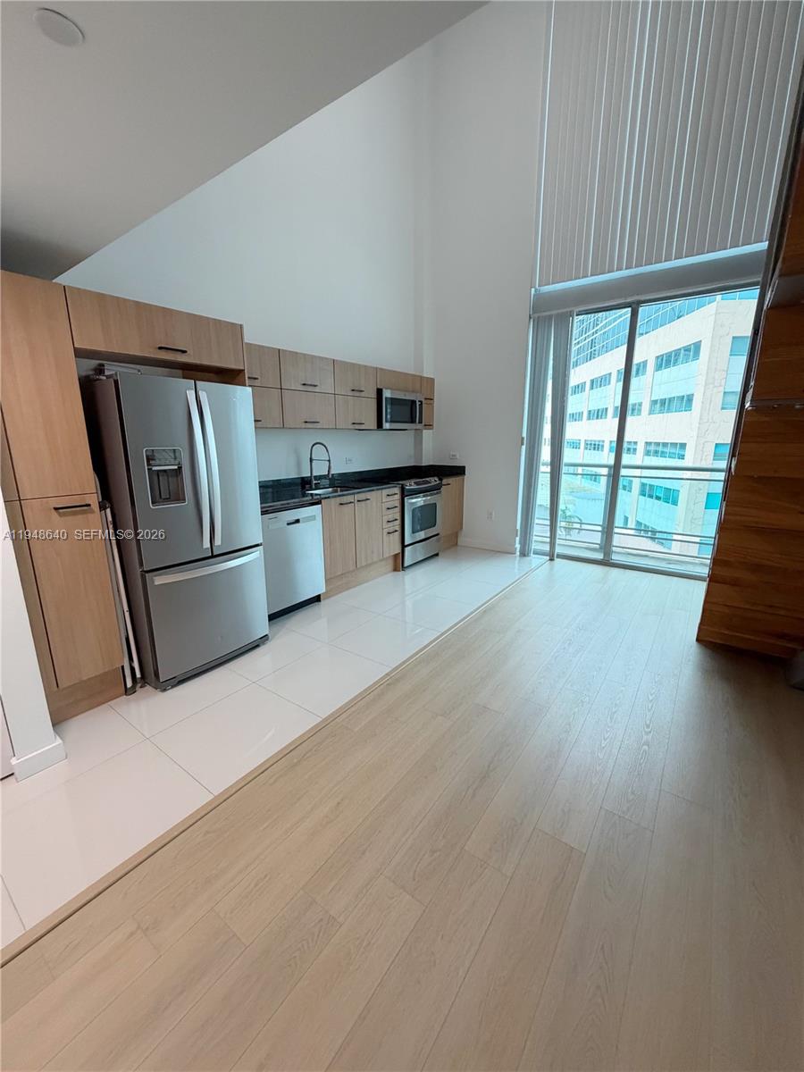 WIND CONDO - Residential