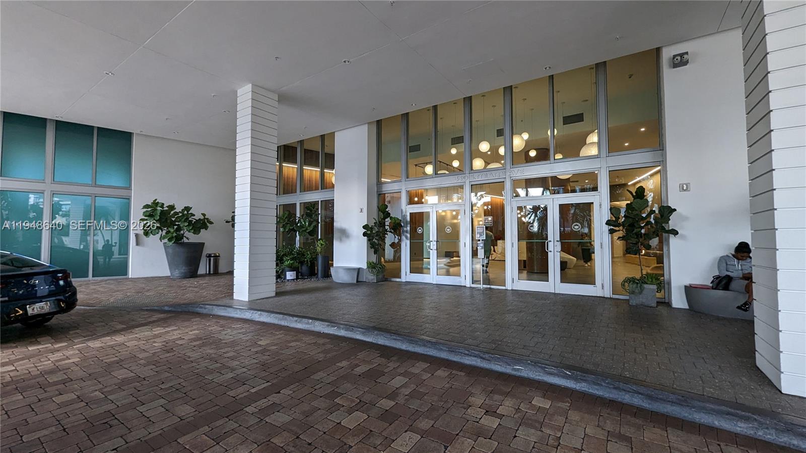 WIND CONDO - Residential