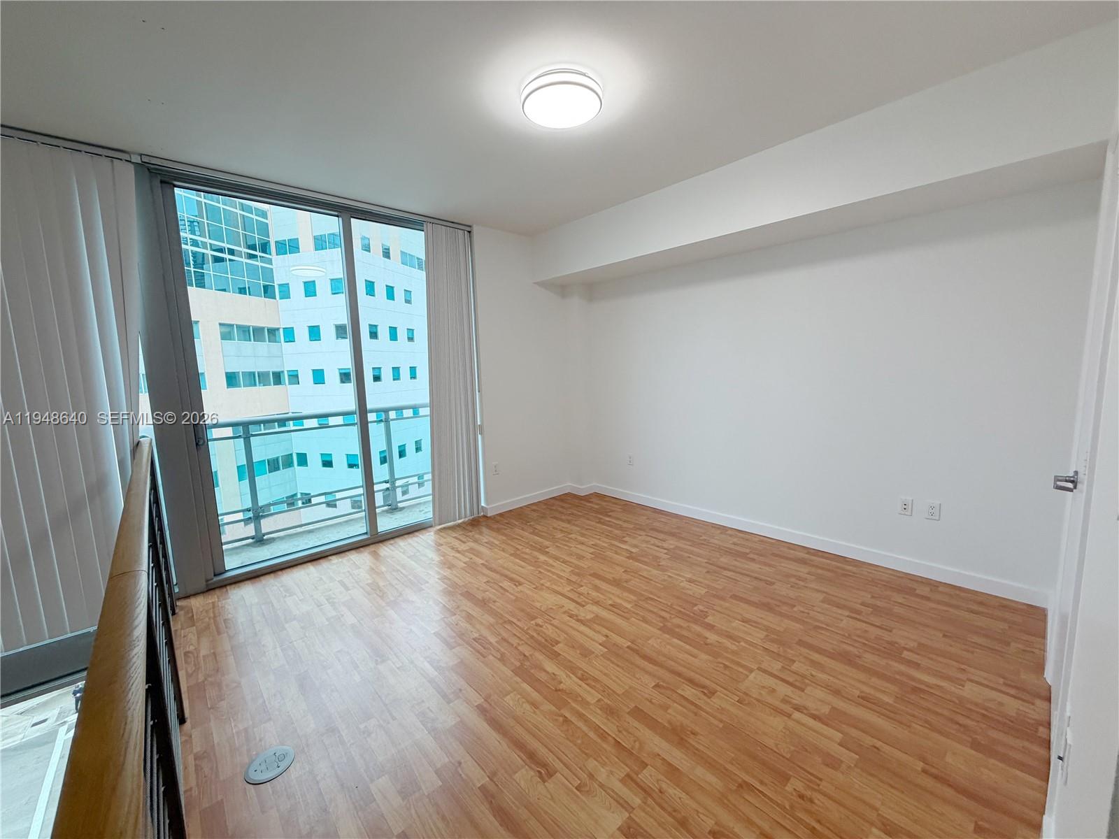 WIND CONDO - Residential