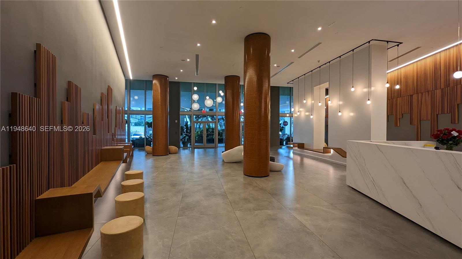 WIND CONDO - Residential