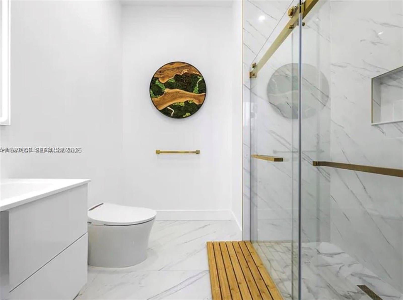 NORTH BAL HARBOUR - Residential