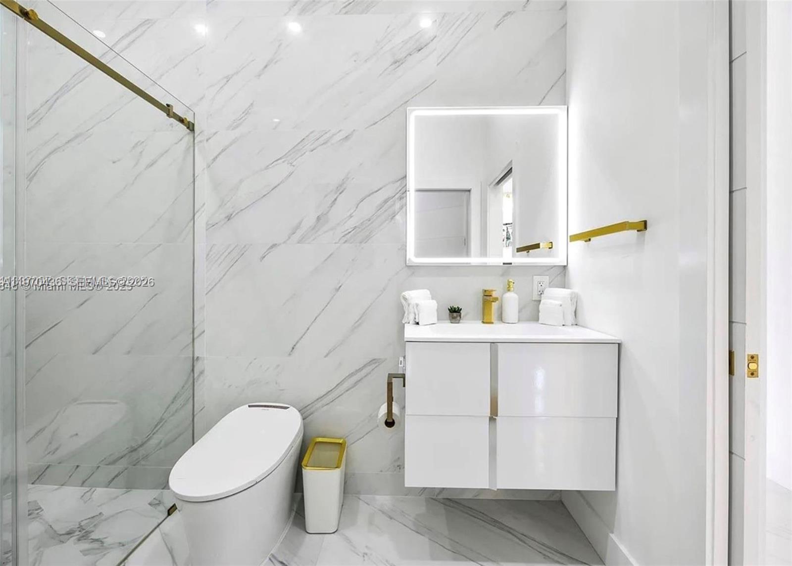NORTH BAL HARBOUR - Residential