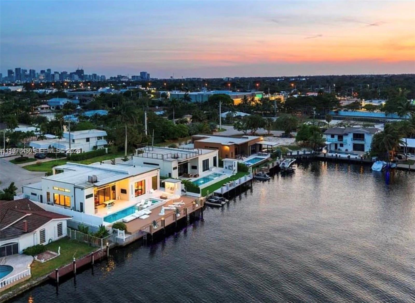 NORTH BAL HARBOUR - Residential