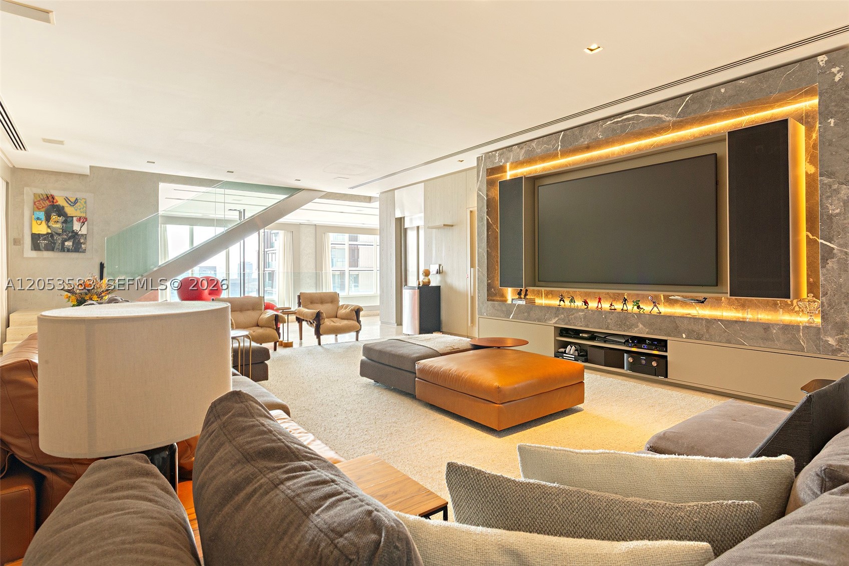 CHATEAU LATOUR - Residential