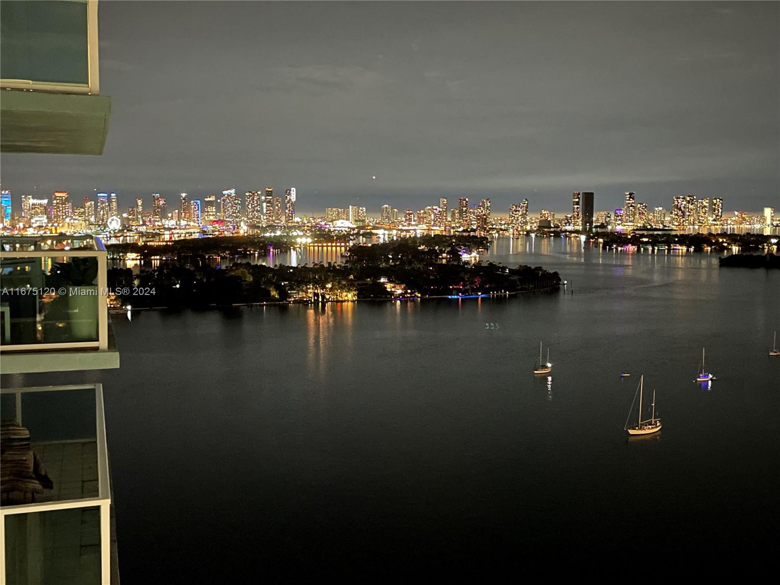 The Floridian Condo - Residential Lease