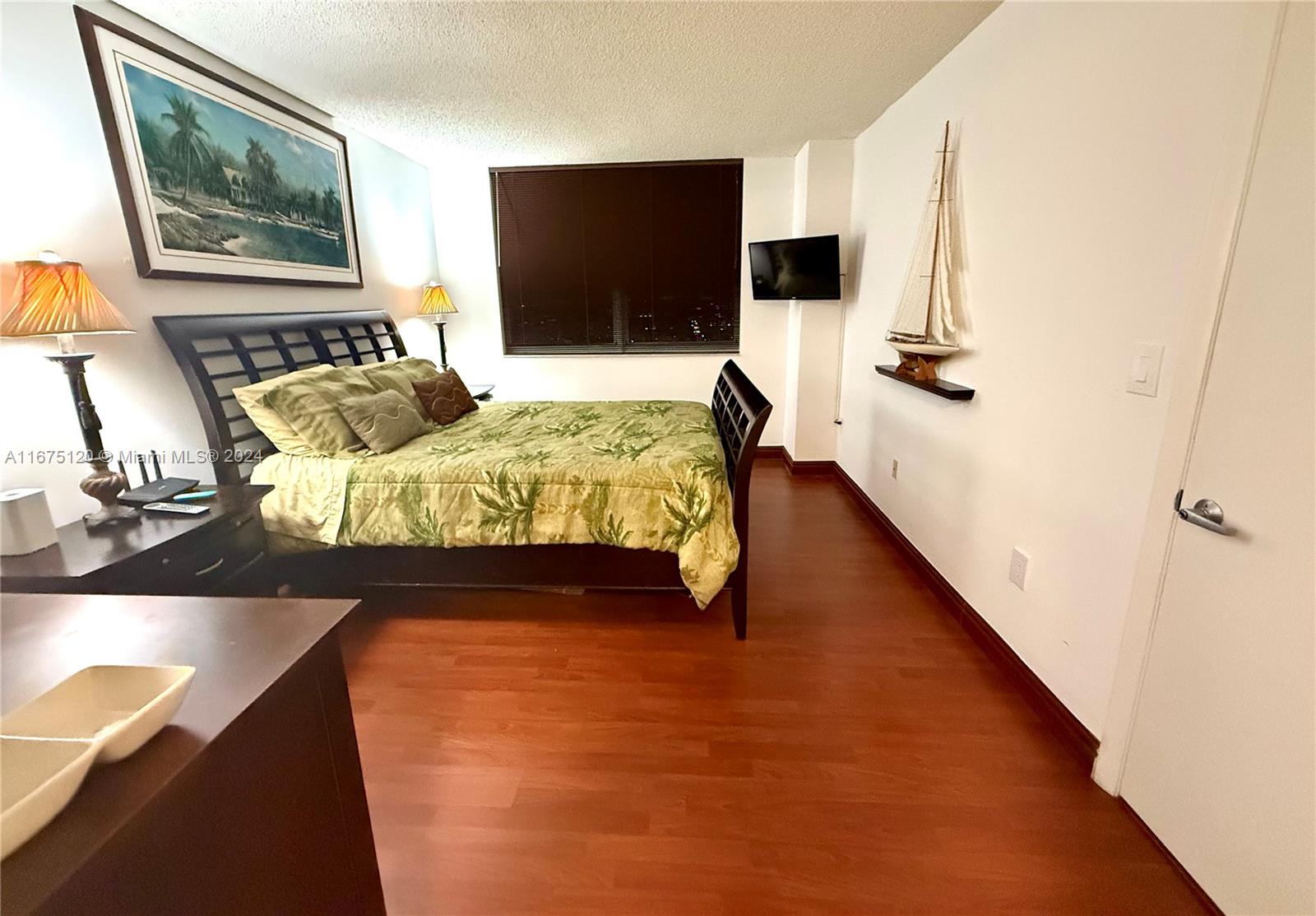 The Floridian Condo - Residential Lease