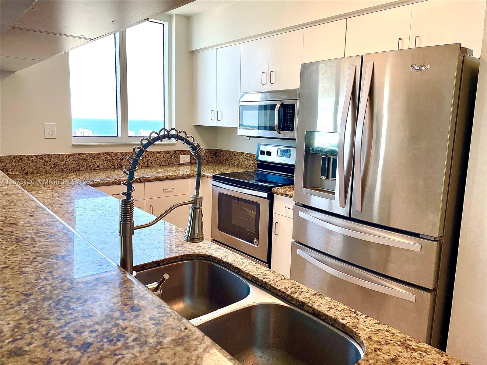 The Floridian Condo - Residential Lease