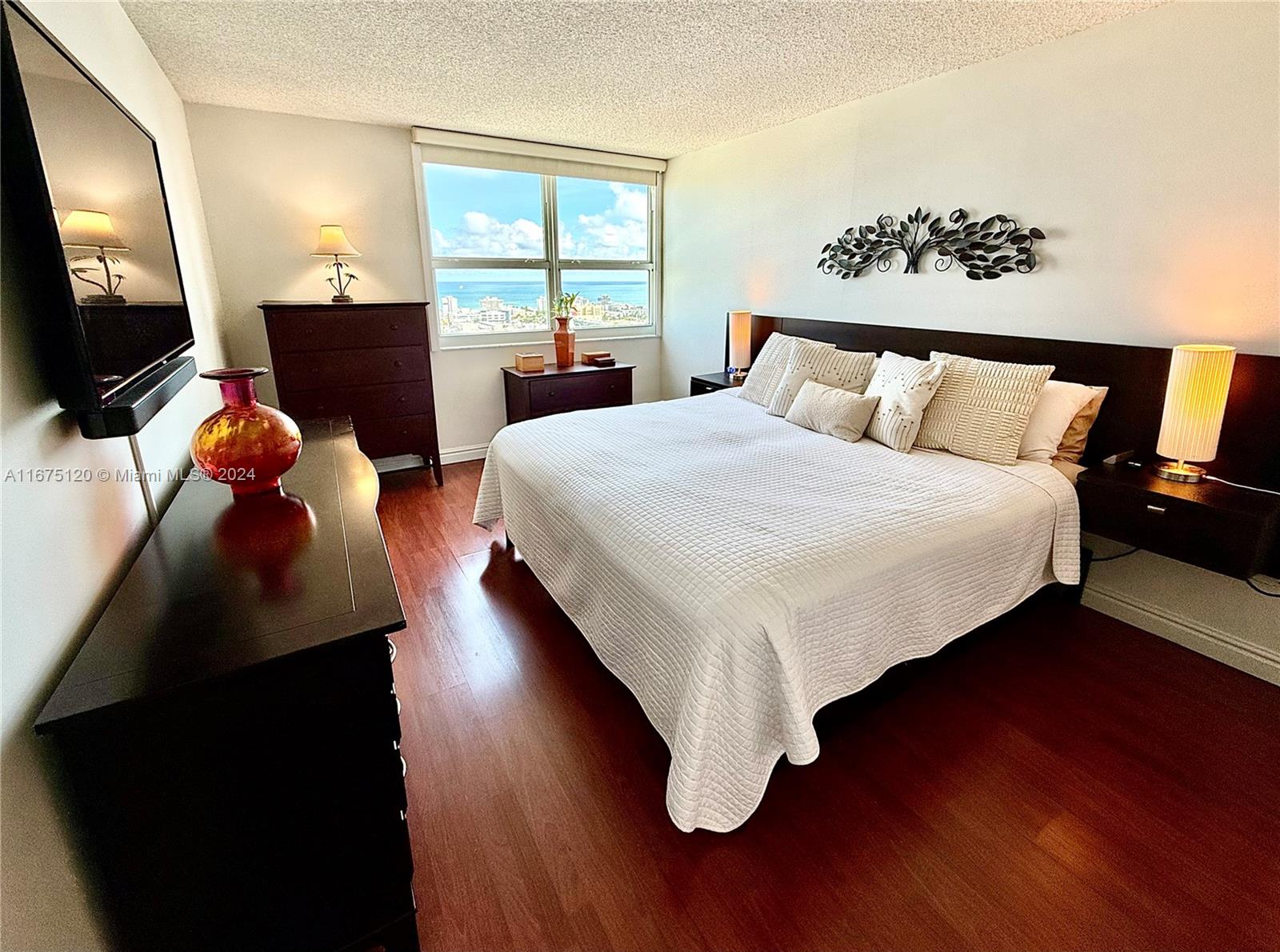 The Floridian Condo - Residential Lease