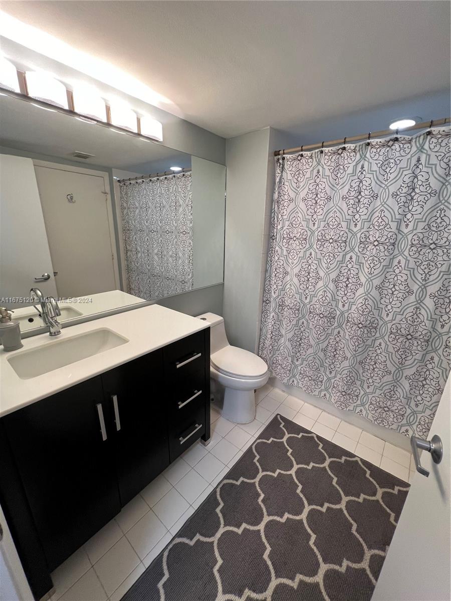 The Floridian Condo - Residential Lease
