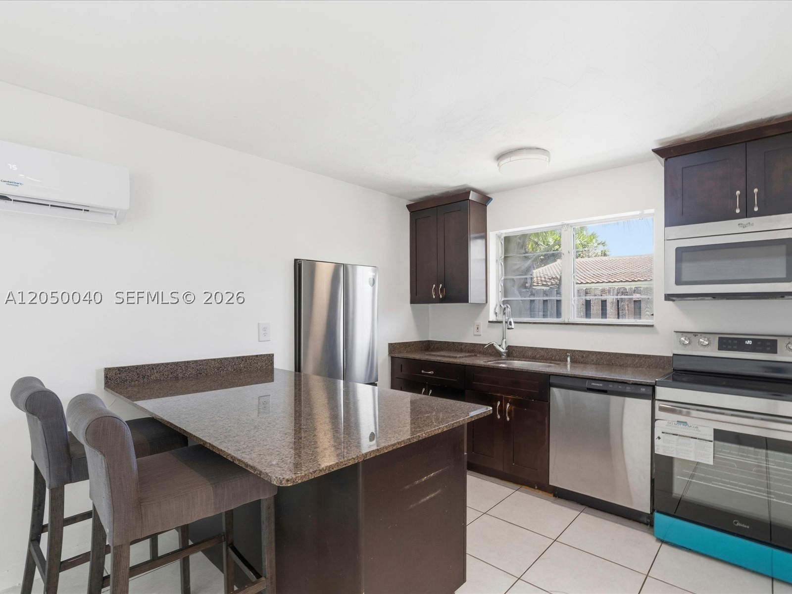 LAUDERDALE BEACH EXT UNIT - Residential Lease