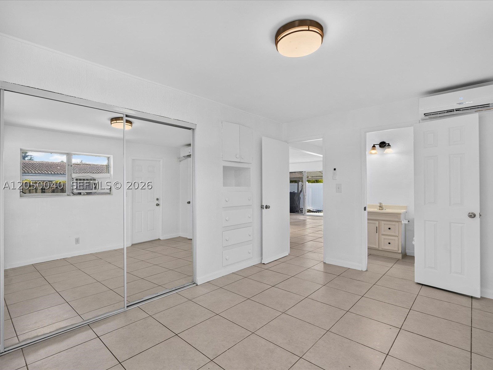 LAUDERDALE BEACH EXT UNIT - Residential Lease