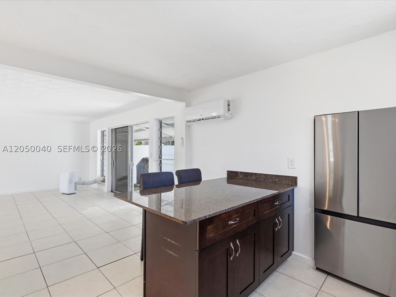 LAUDERDALE BEACH EXT UNIT - Residential Lease
