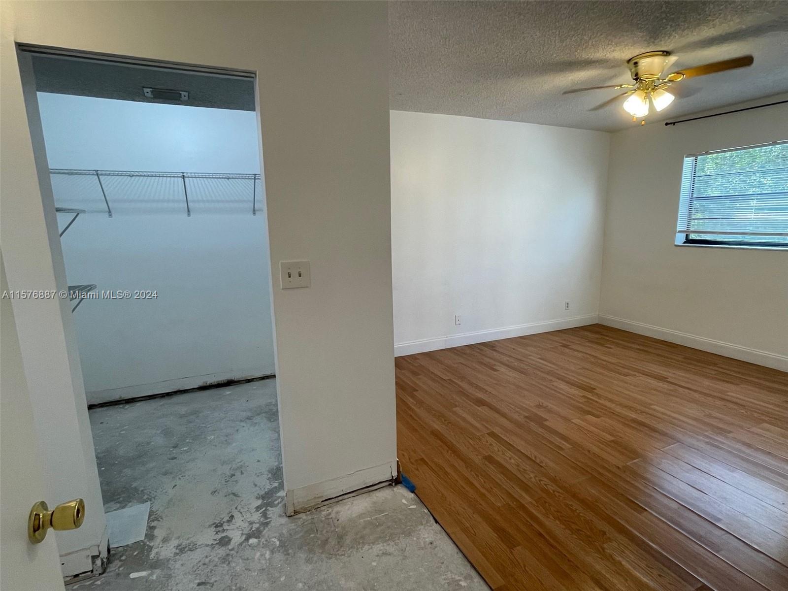 PLANTATION RACQUET CLUB - Residential