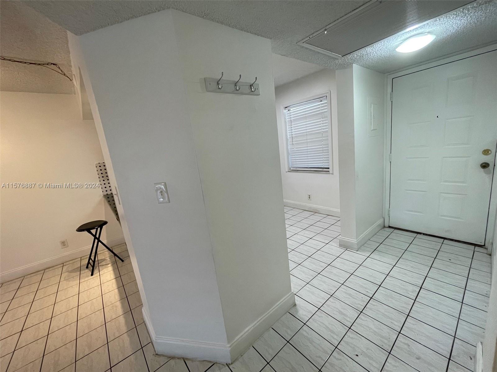 PLANTATION RACQUET CLUB - Residential