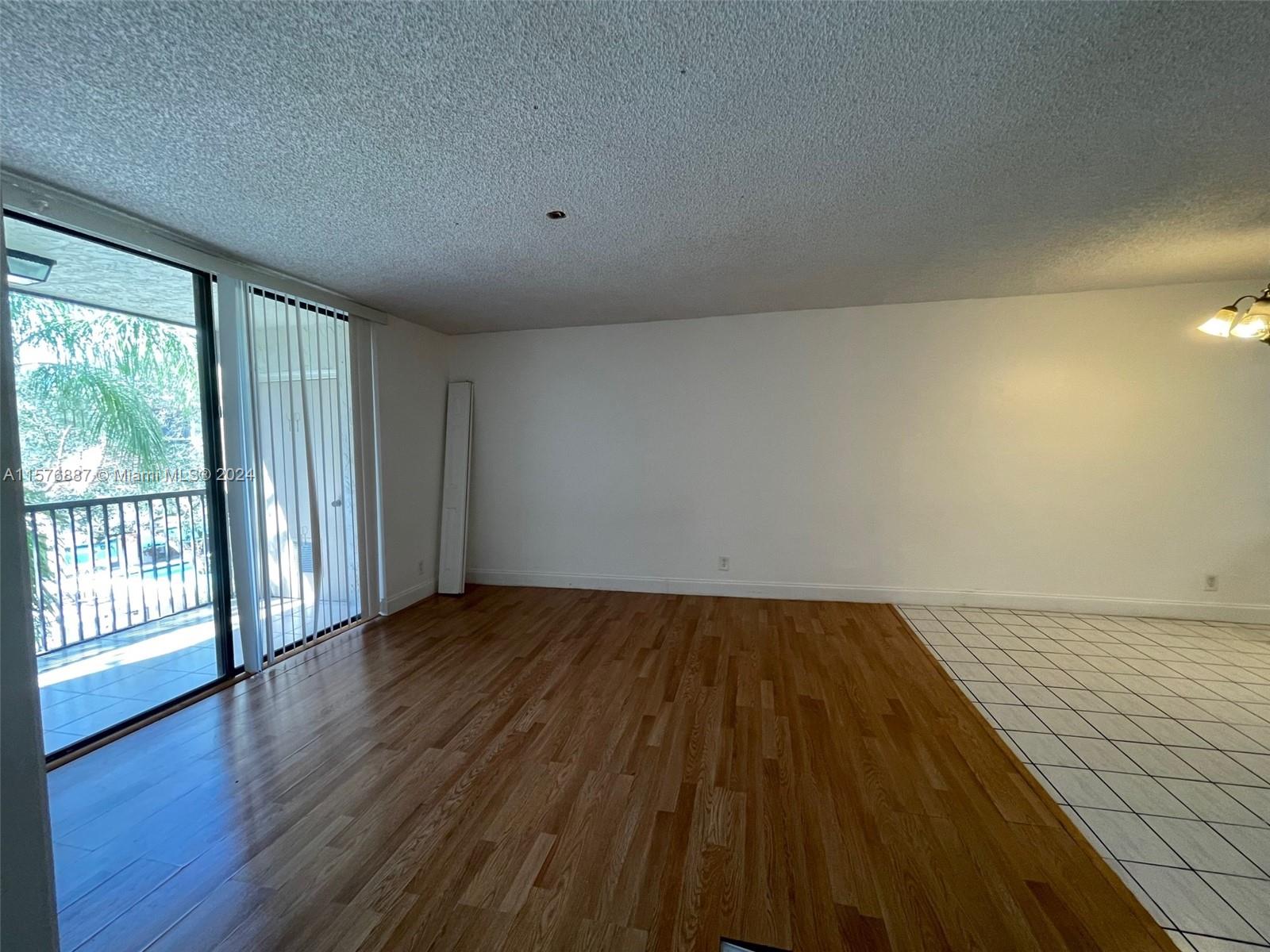 PLANTATION RACQUET CLUB - Residential