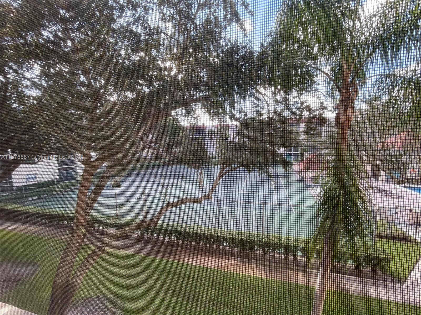 PLANTATION RACQUET CLUB - Residential