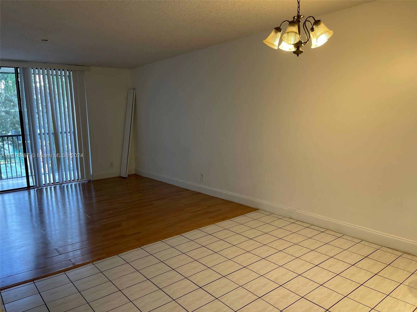 PLANTATION RACQUET CLUB - Residential