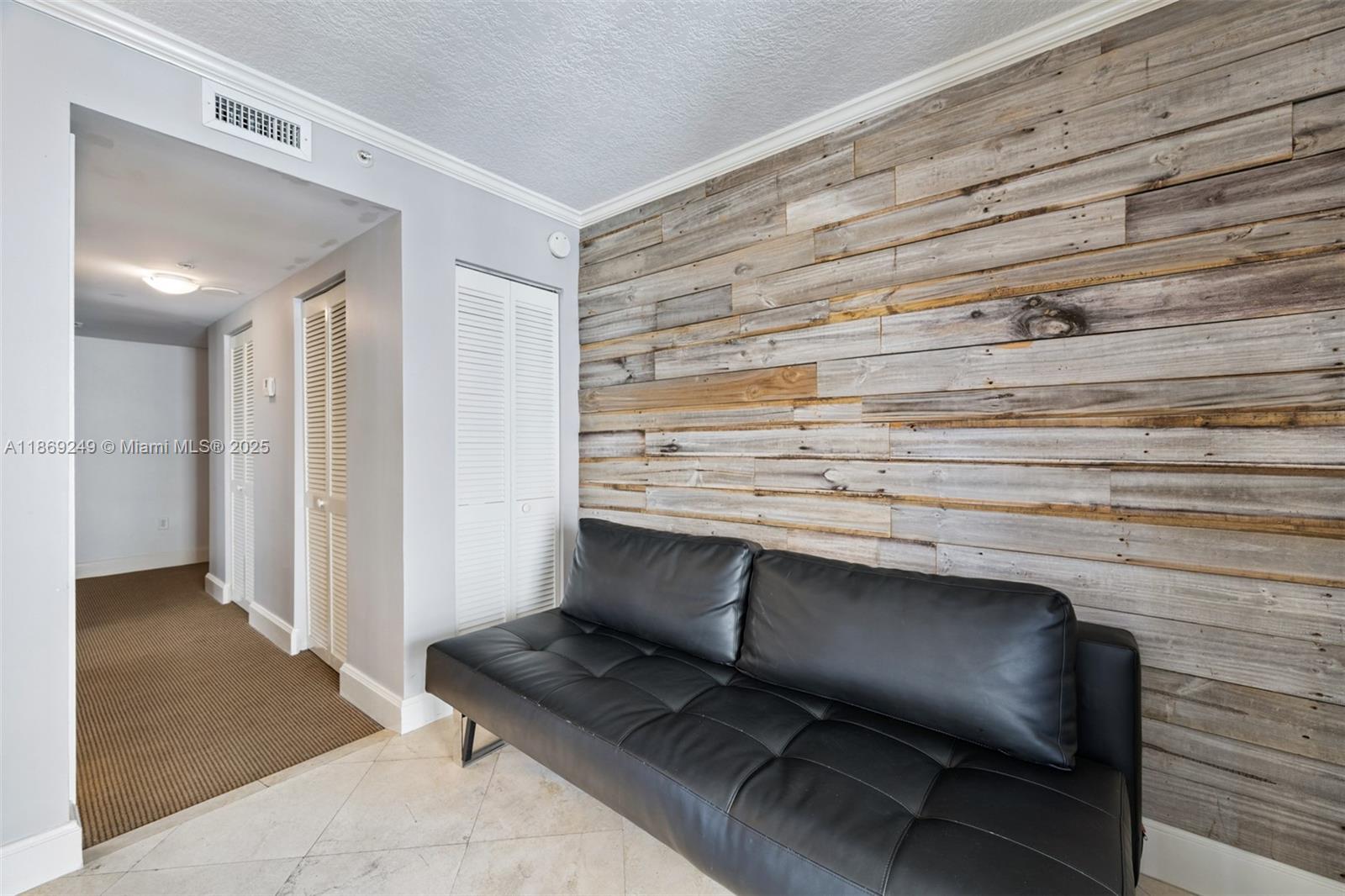 THE MUTINY CONDO - Residential