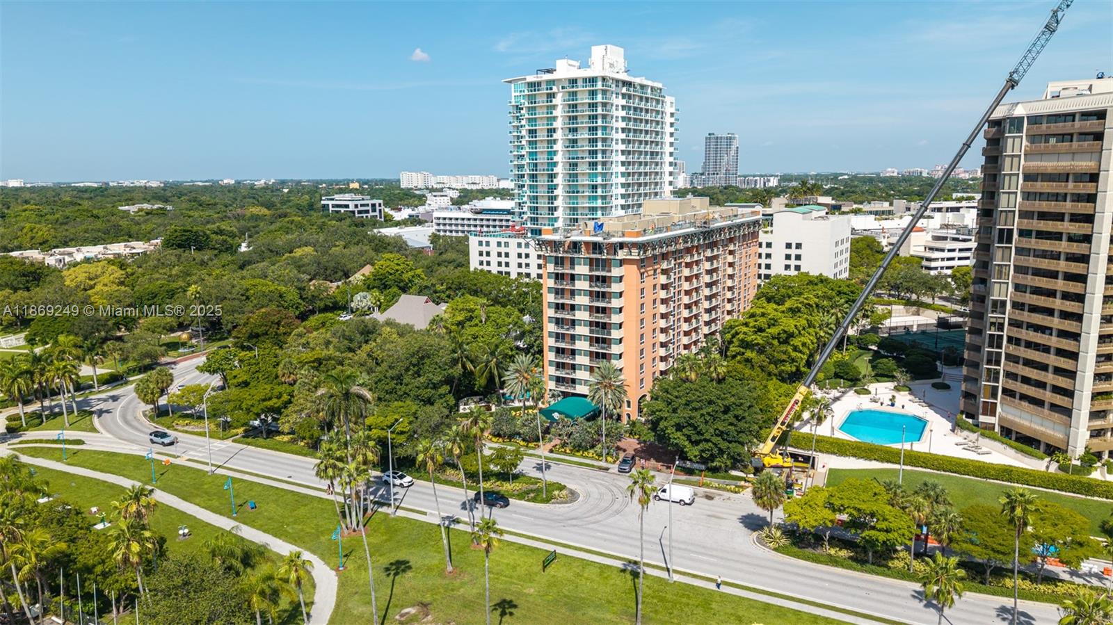 THE MUTINY CONDO - Residential