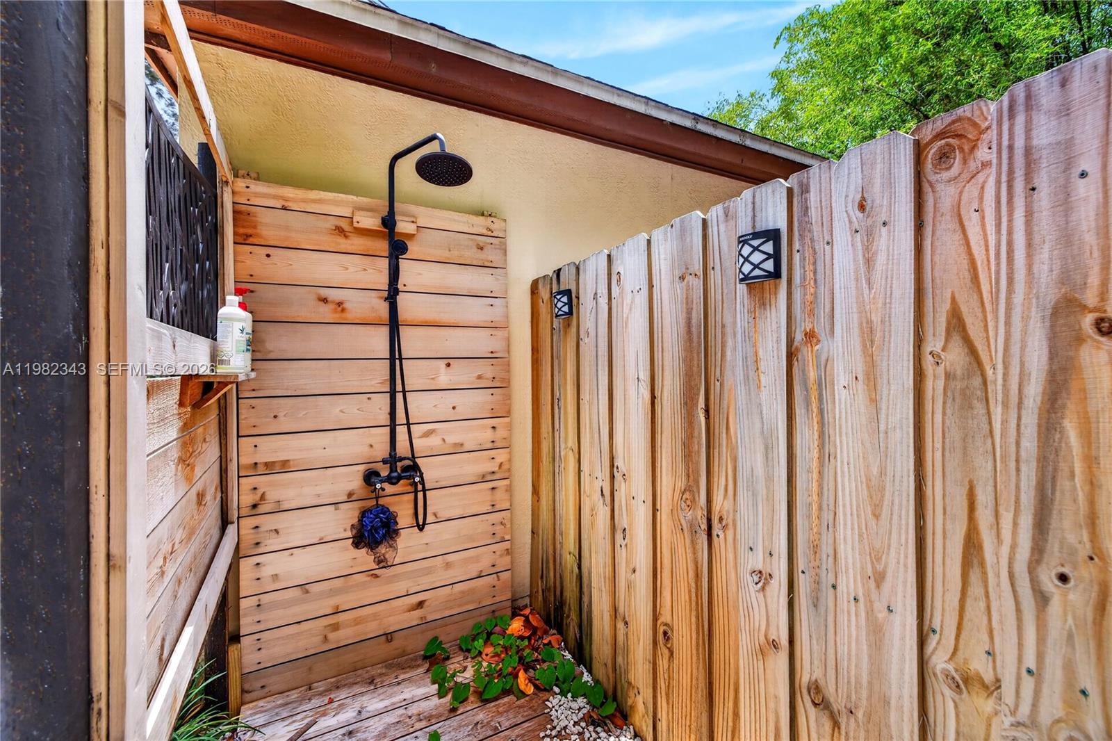 PROSPECT GARDENS - Residential Income