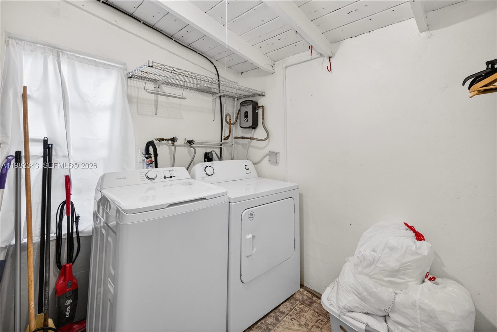 PROSPECT GARDENS - Residential Income