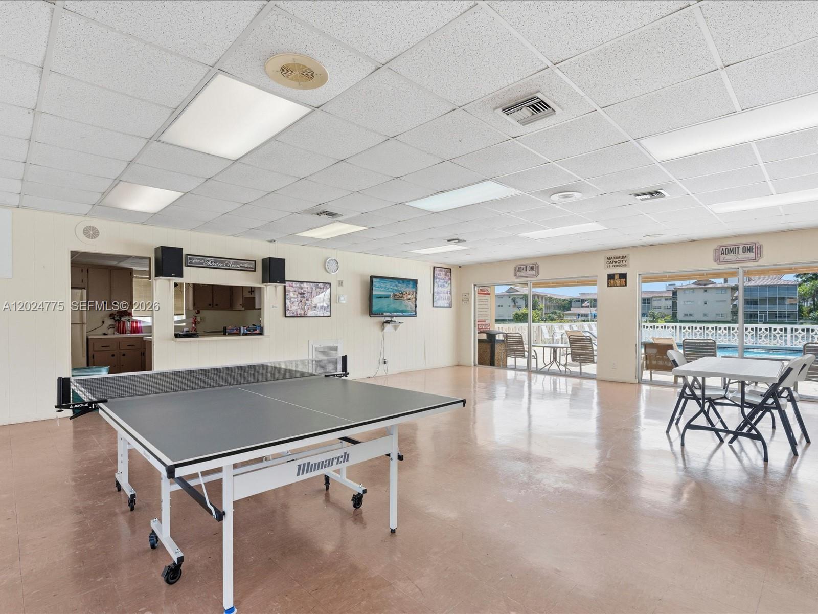 IMPERIAL TOWERS CONDO - Residential