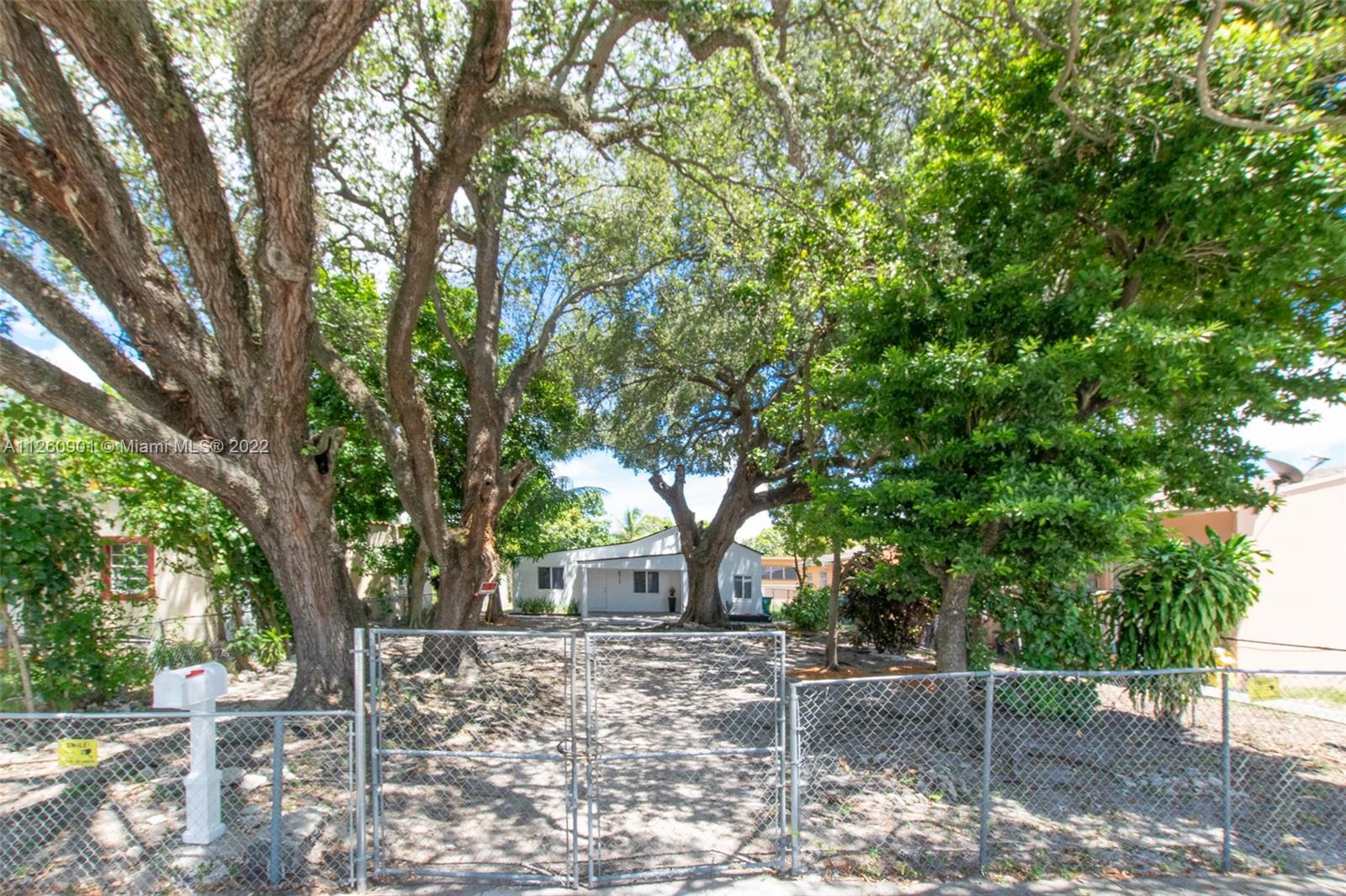 GROVELAND PK - Residential
