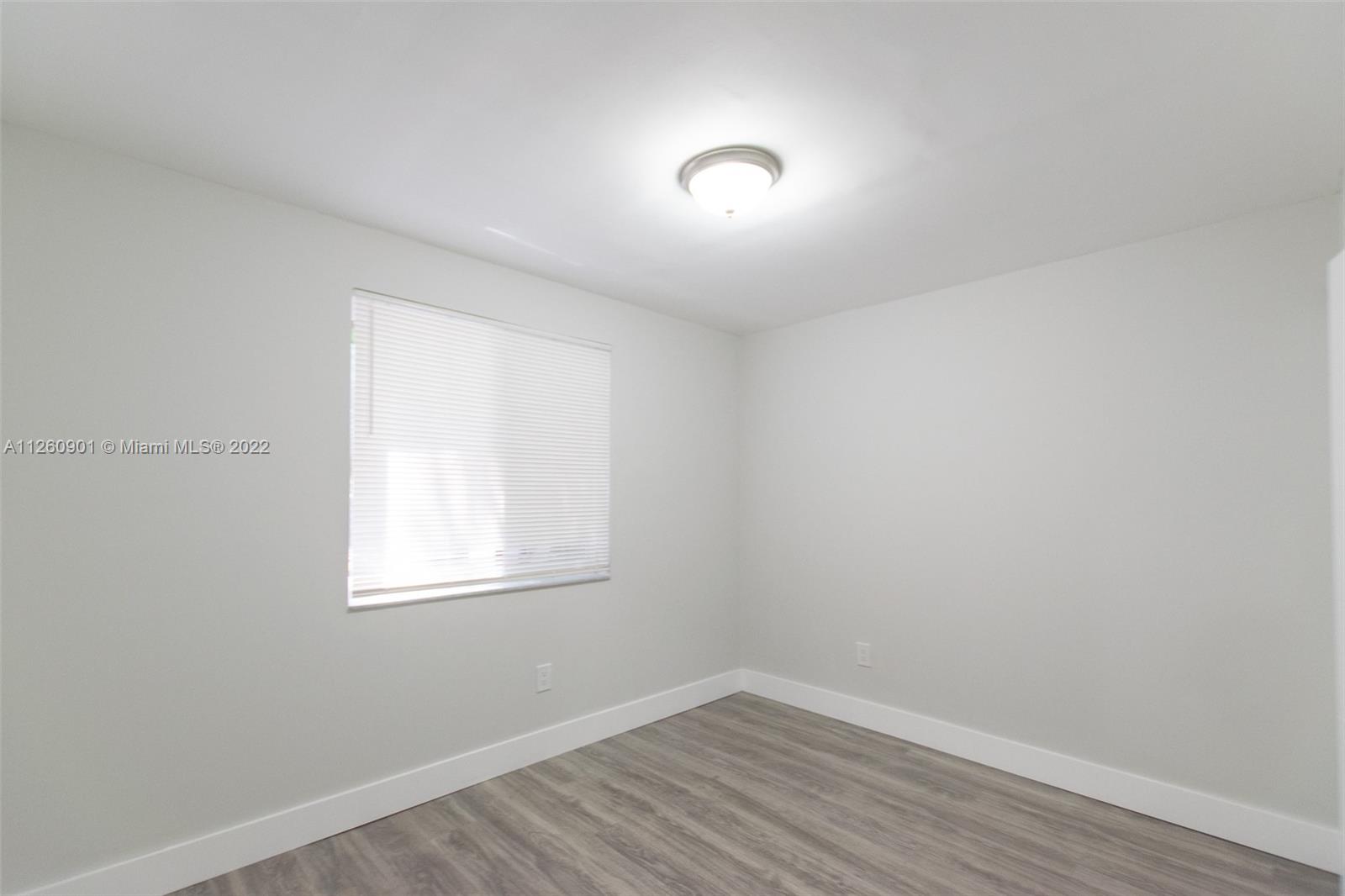 GROVELAND PK - Residential