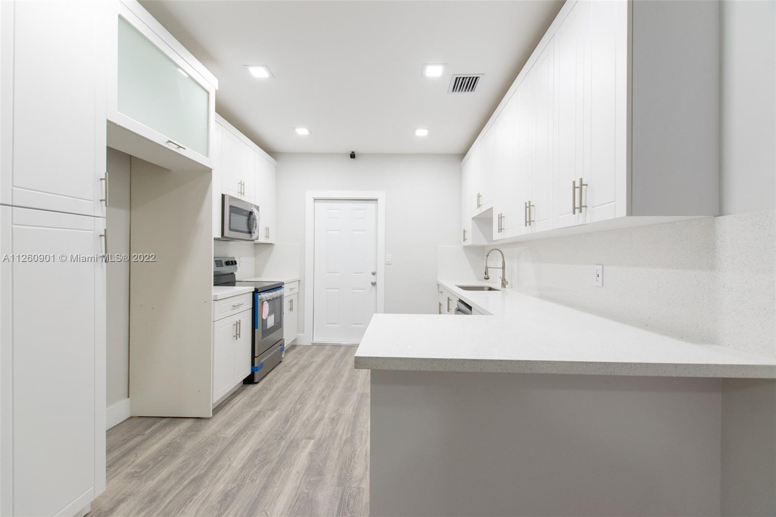 GROVELAND PK - Residential
