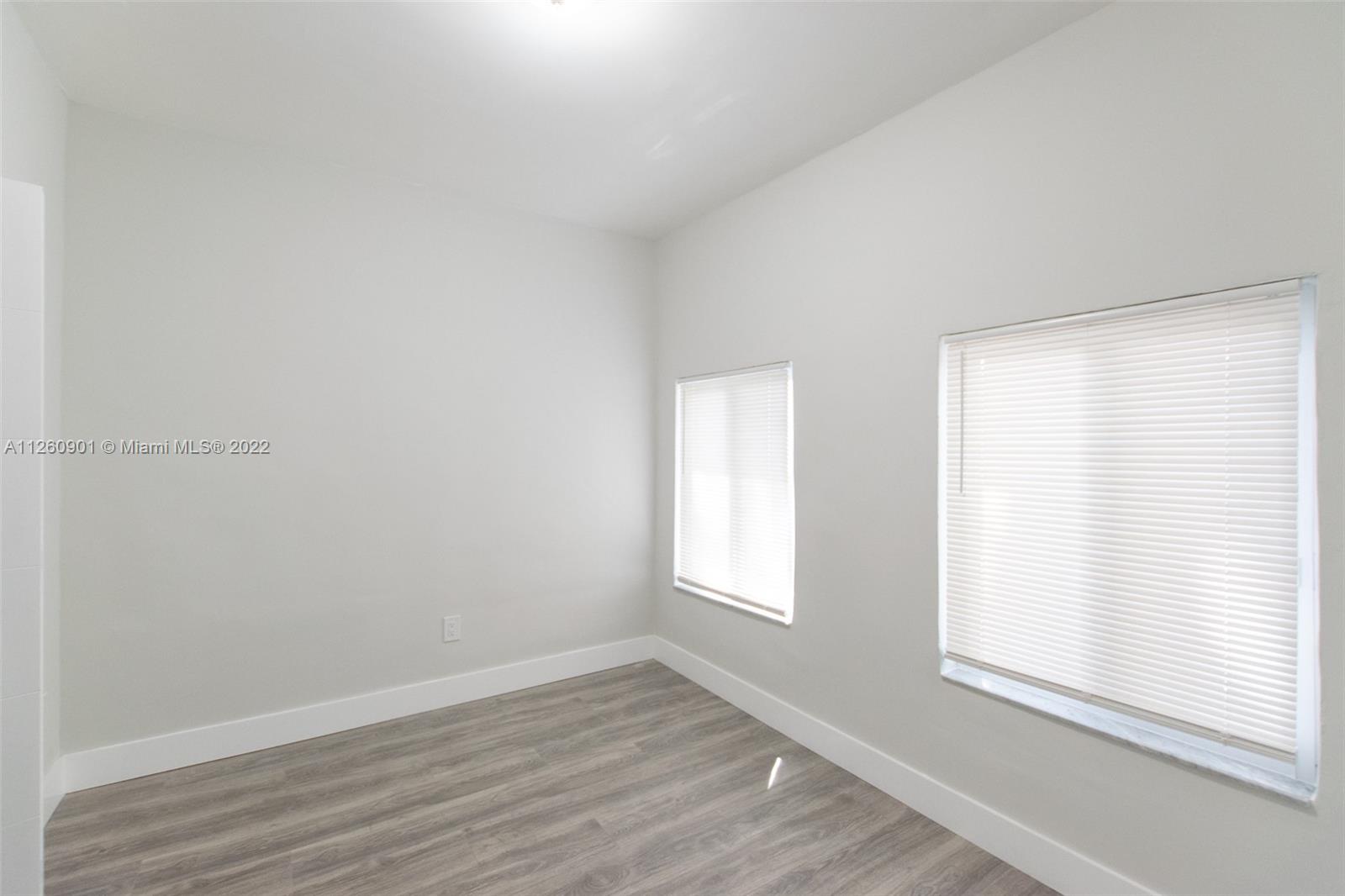GROVELAND PK - Residential