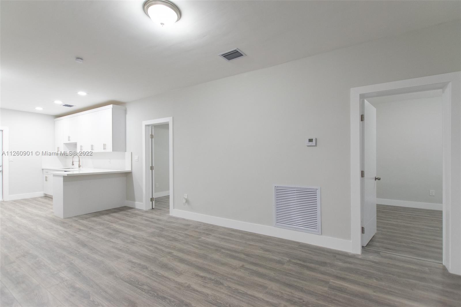 GROVELAND PK - Residential