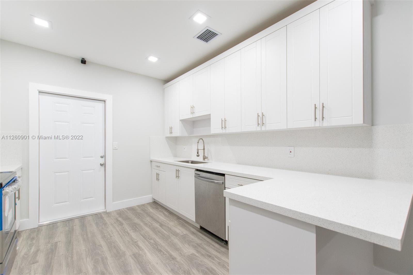 GROVELAND PK - Residential