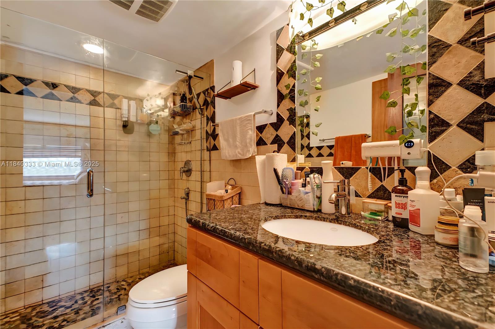 OCEAN VIEW TOWERS CONDO - Residential