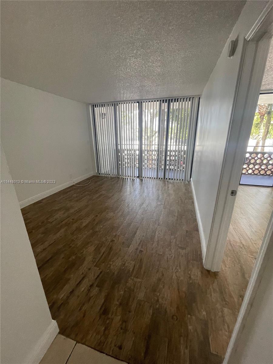 INVERRARY GARDENS CONDO I - Residential Lease
