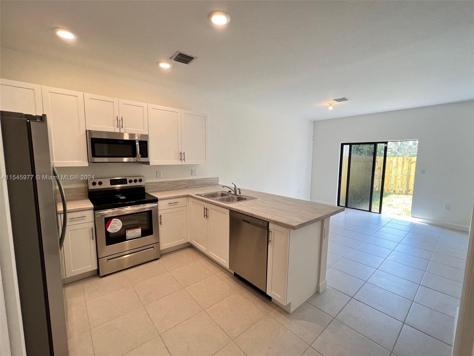 Silver Palm - Corsica - Residential Lease
