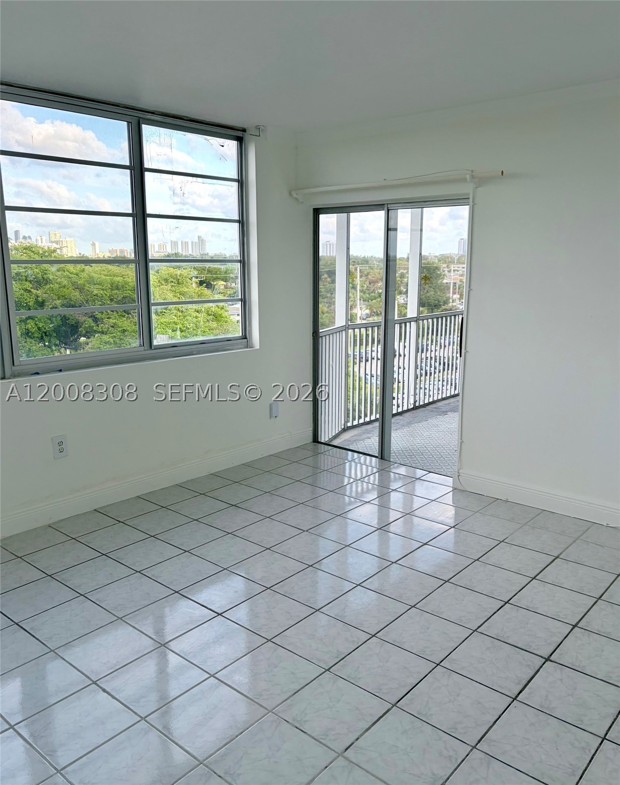 JADE WINDS GROUP - - Residential