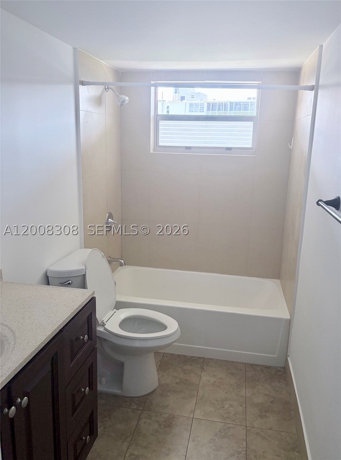 JADE WINDS GROUP - - Residential