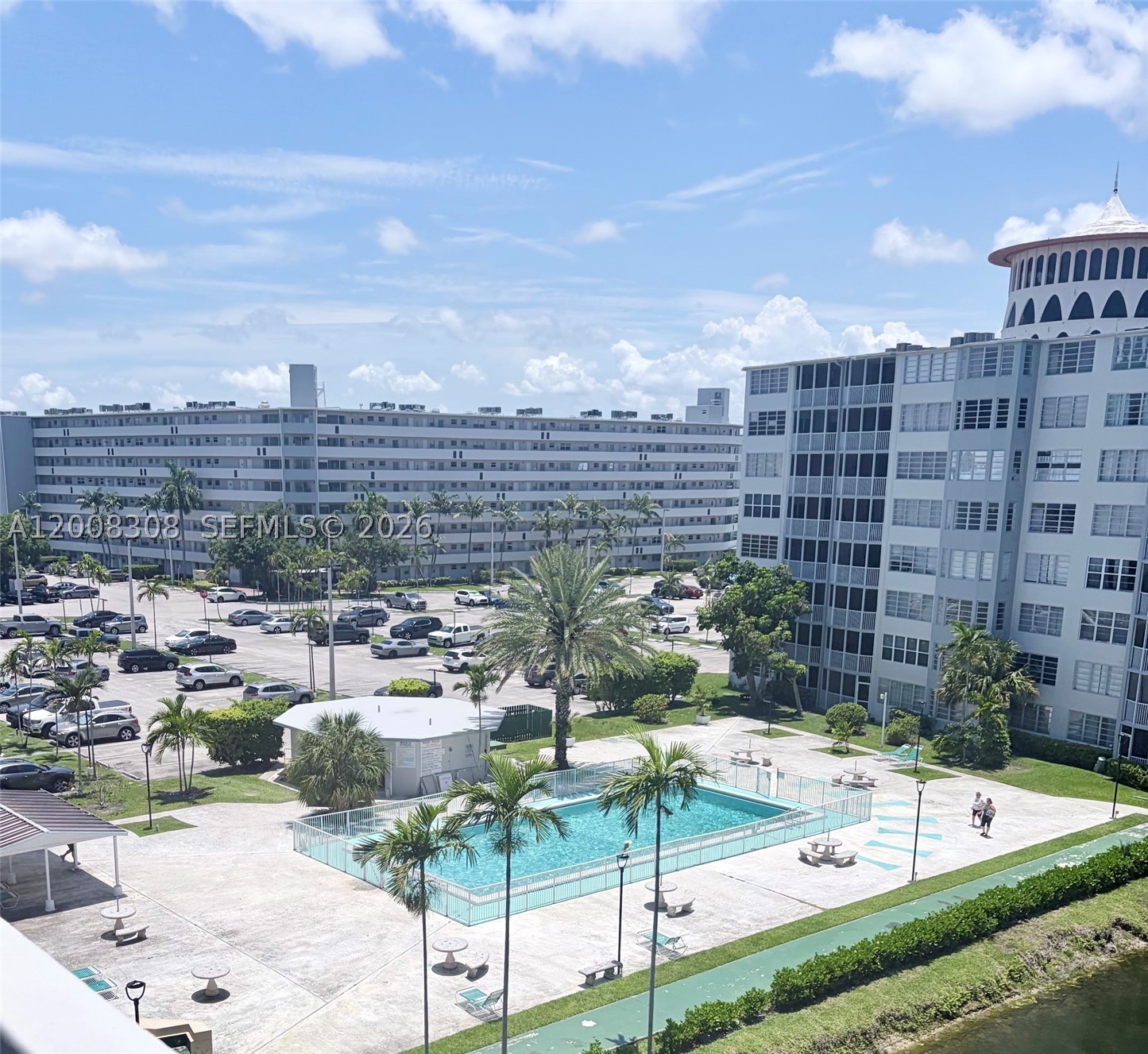 JADE WINDS GROUP - - Residential
