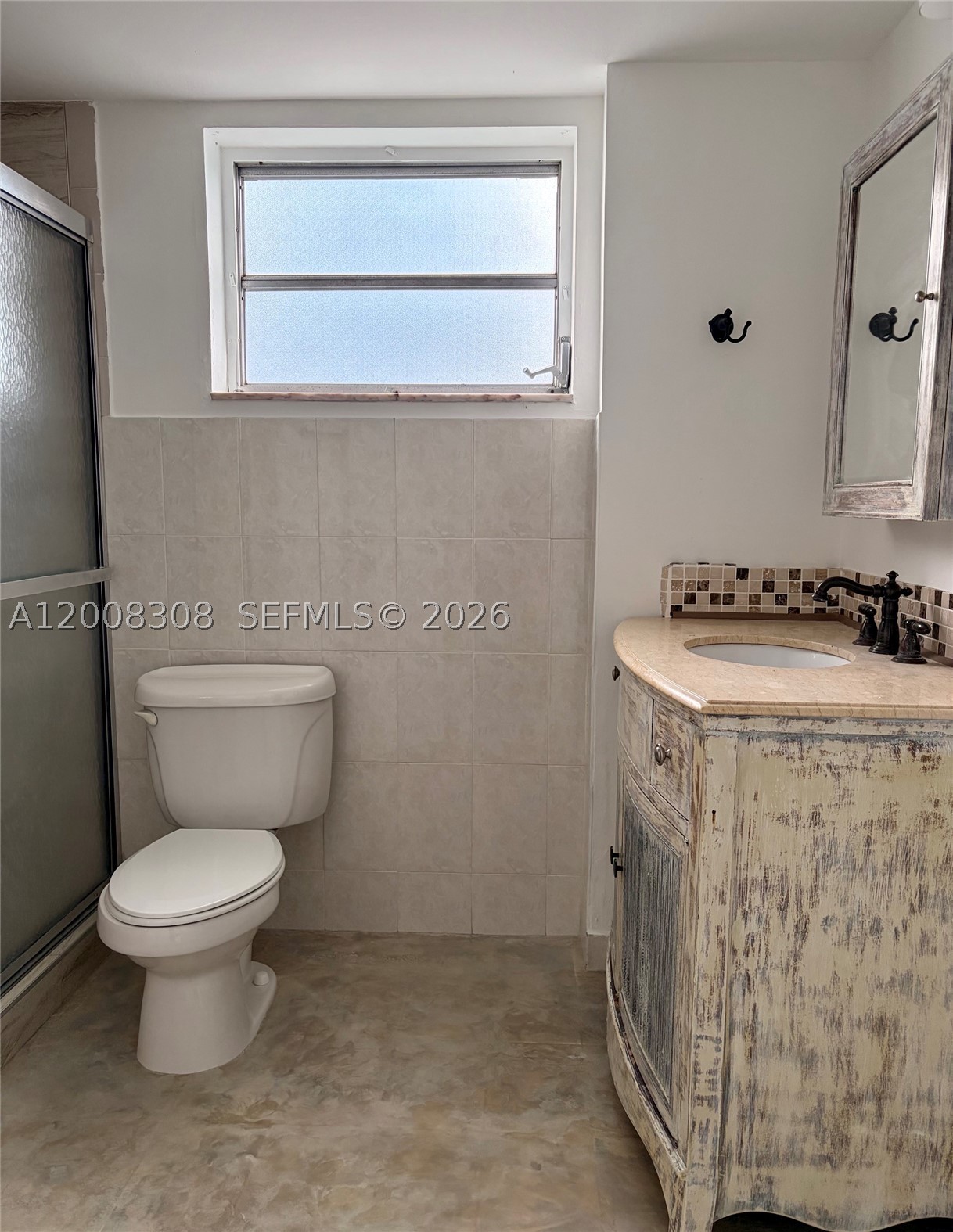 JADE WINDS GROUP - - Residential