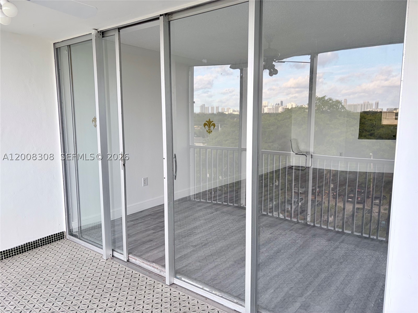 JADE WINDS GROUP - - Residential